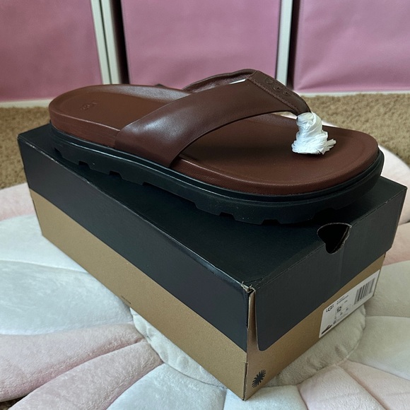UGG Men's Brown and Black Sandals Size 12 - Picture 1 of 6